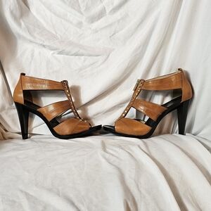 Michael Kors Elegant Carmel Strappy Heels Sz 8